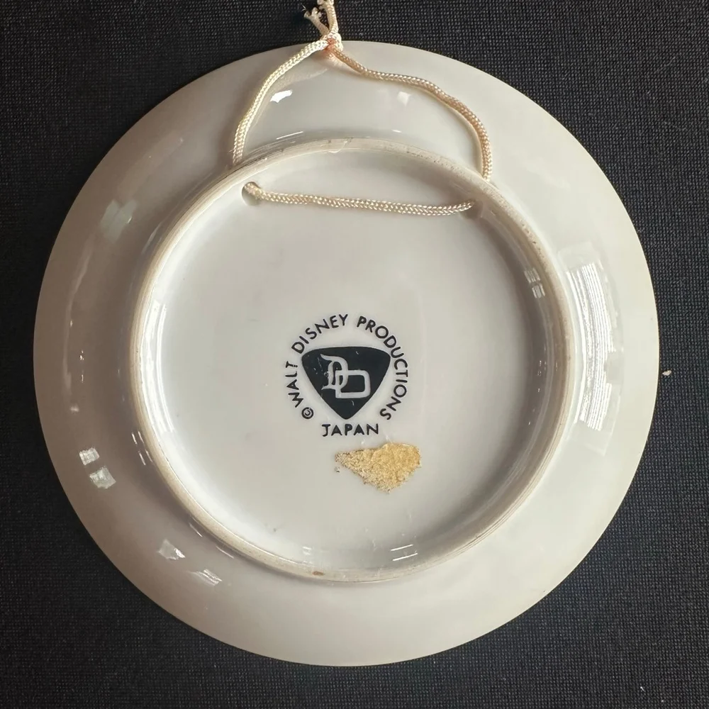 Walt Disney World Productions mini collectors Plate